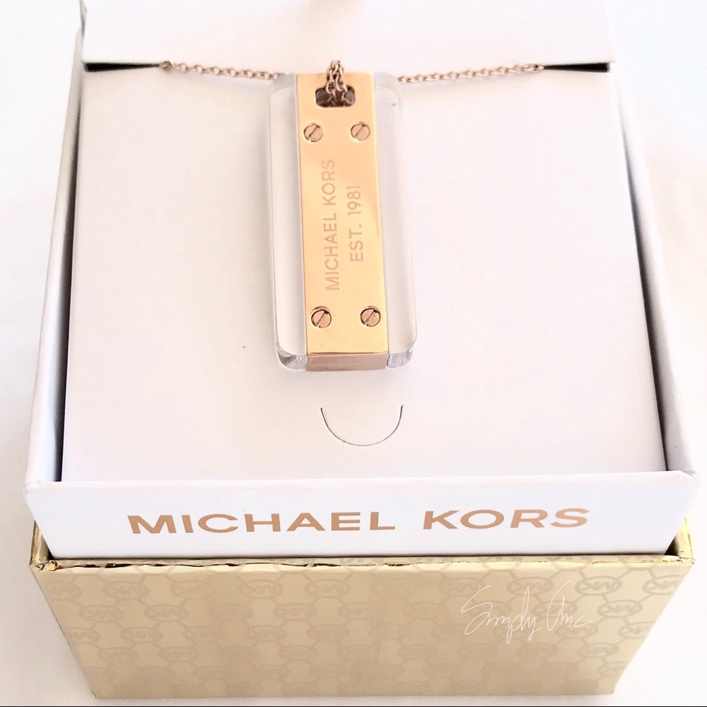 New authentic MK rosegold tone logo plaque pendant - Picture 4 of 6
